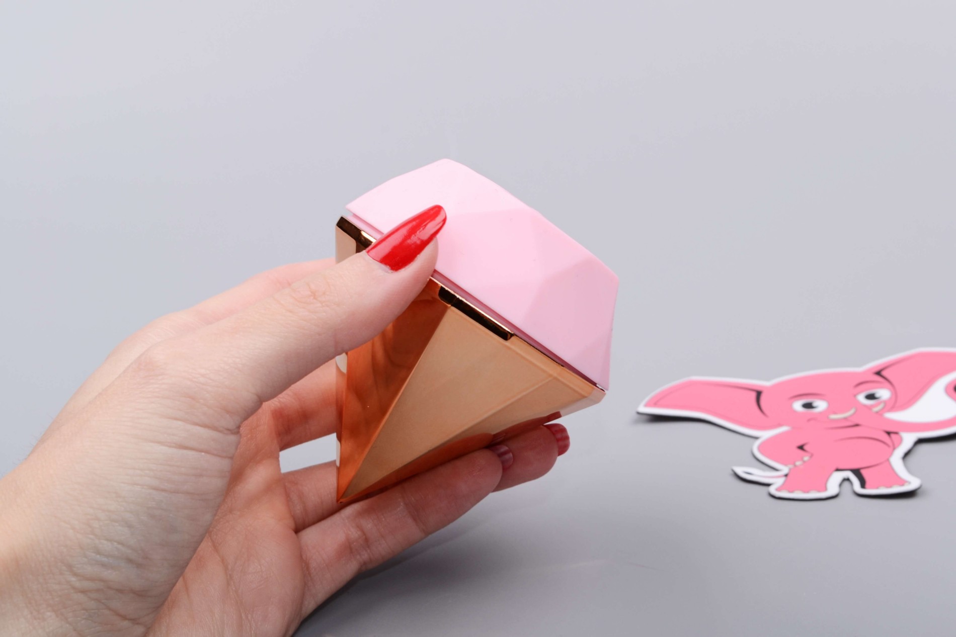 Adore Diamond uređaj za pritisak (7,1 cm), u ruci