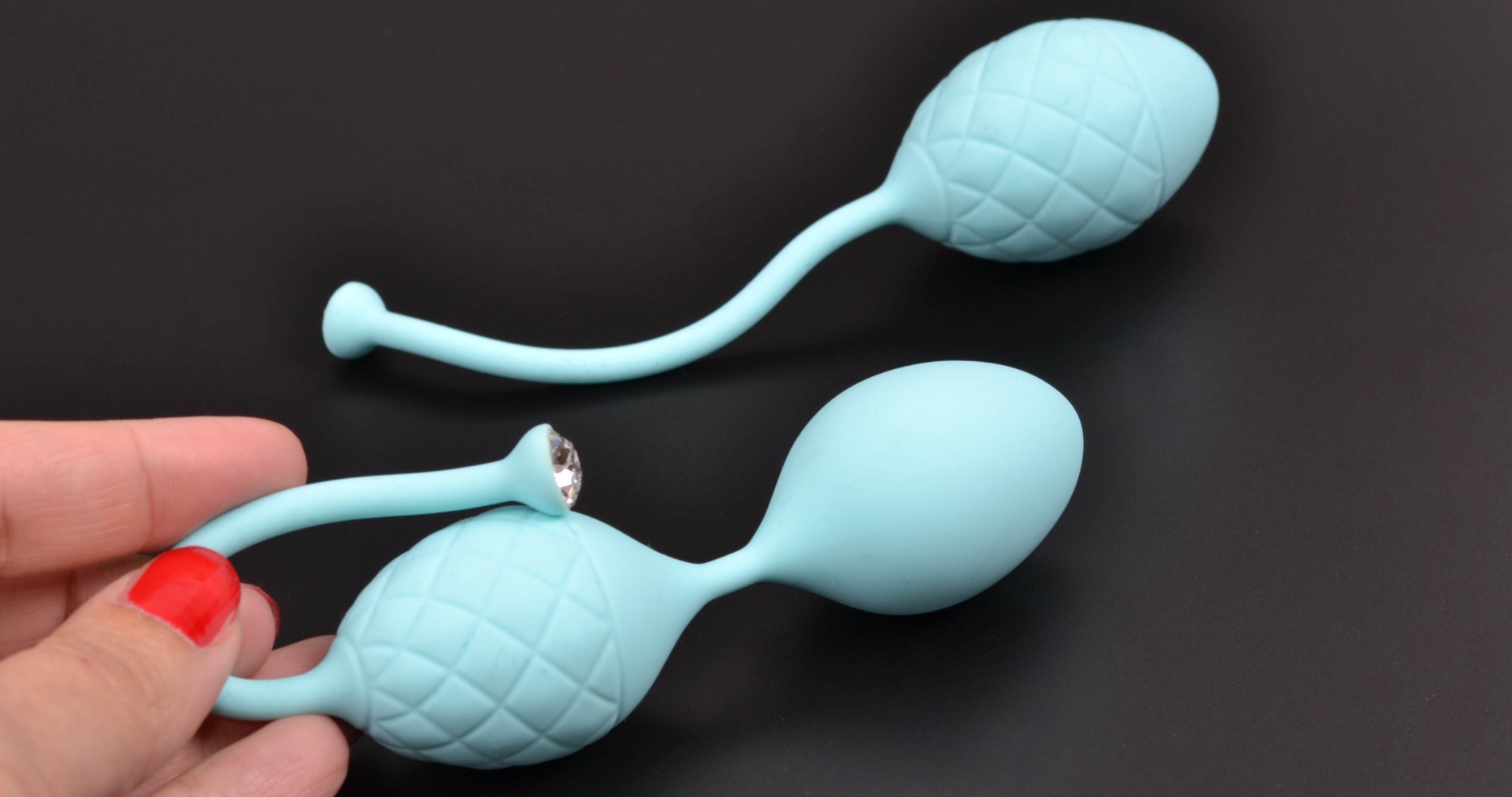 Nježne dijamantne Venus kuglice - set od 2 gadgeta