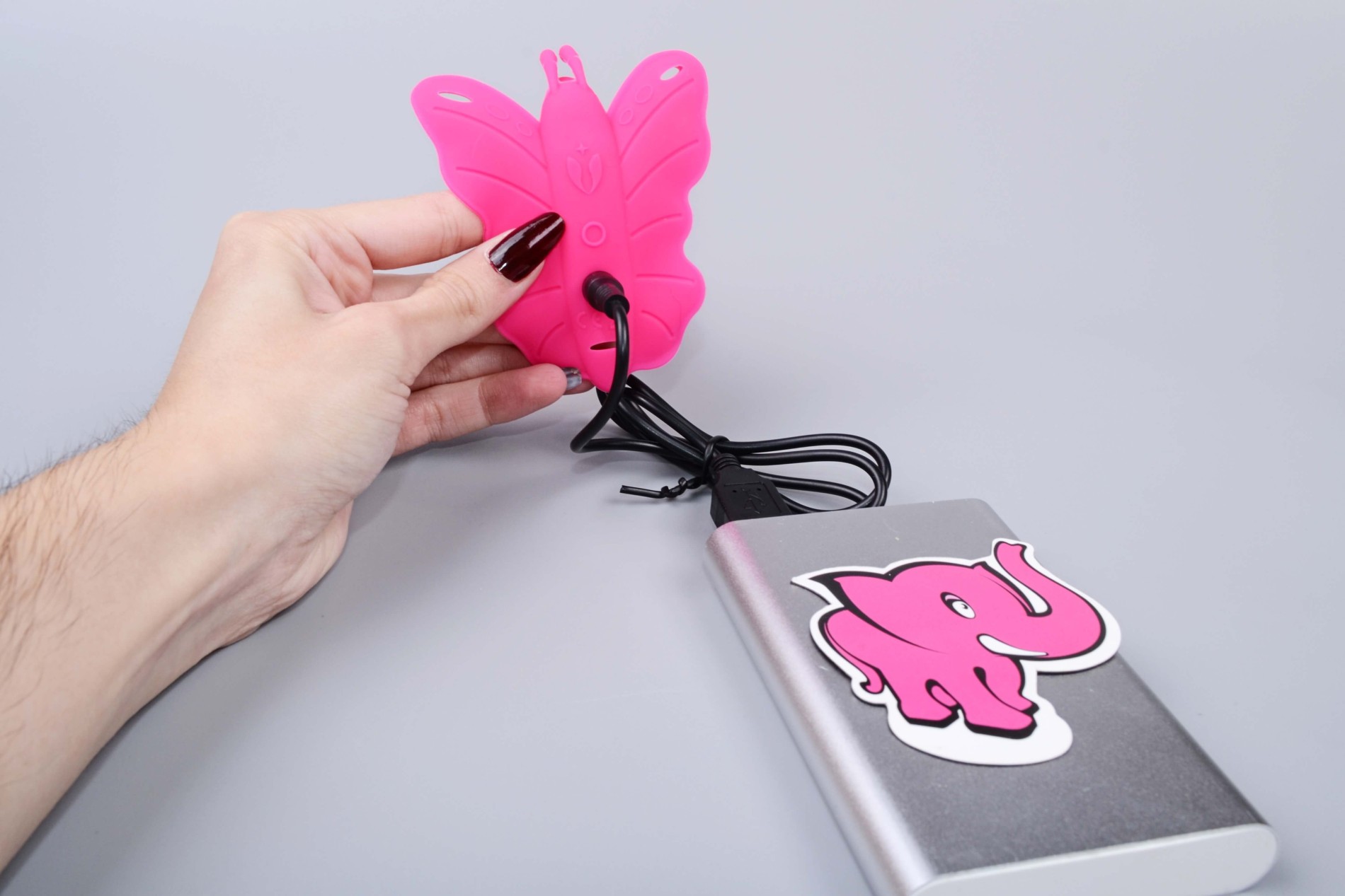 Vibrirajuća leptir-mašna Lovely Delight