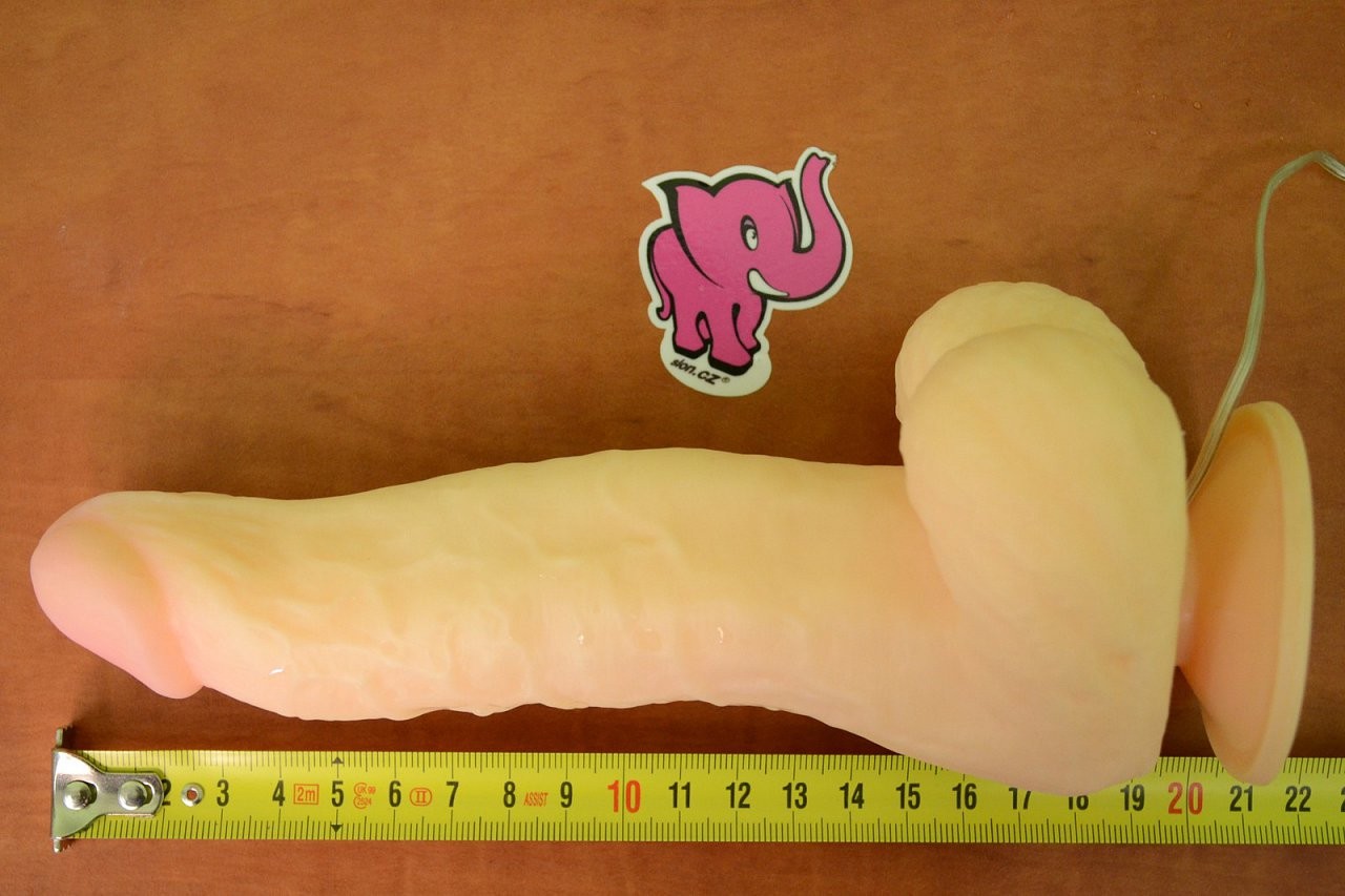 Cyberskin vibrator s vakuumom 21