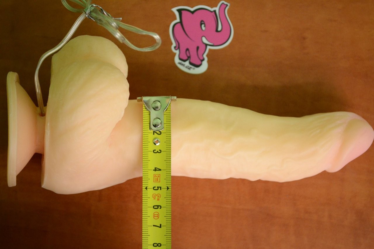 Cyberskin vibrator s vakuumom 21