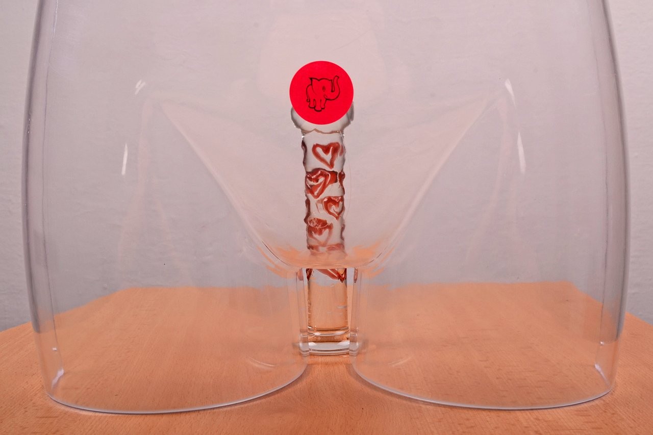 Arts Clair Amour stakleni dildo u prozirnoj lutki