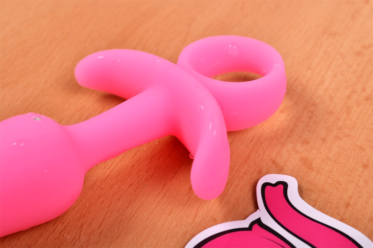 Ružičasti sjajni čep za guzu - veliki