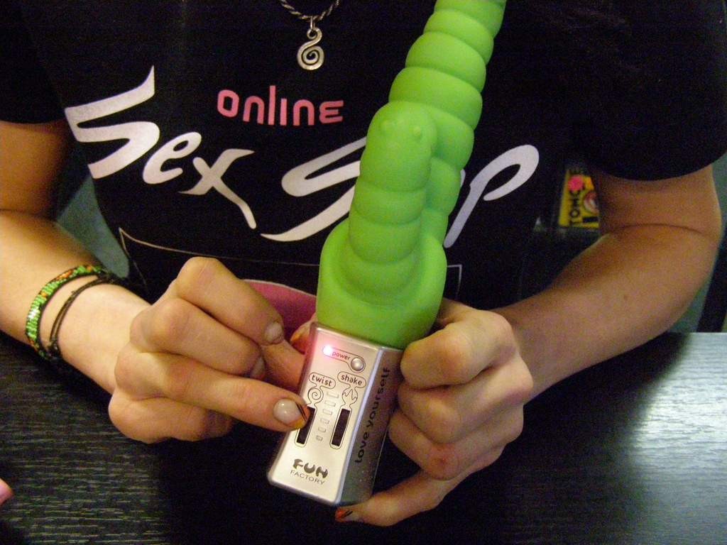 Vibrator FunFactory - rotacijska gusjenica