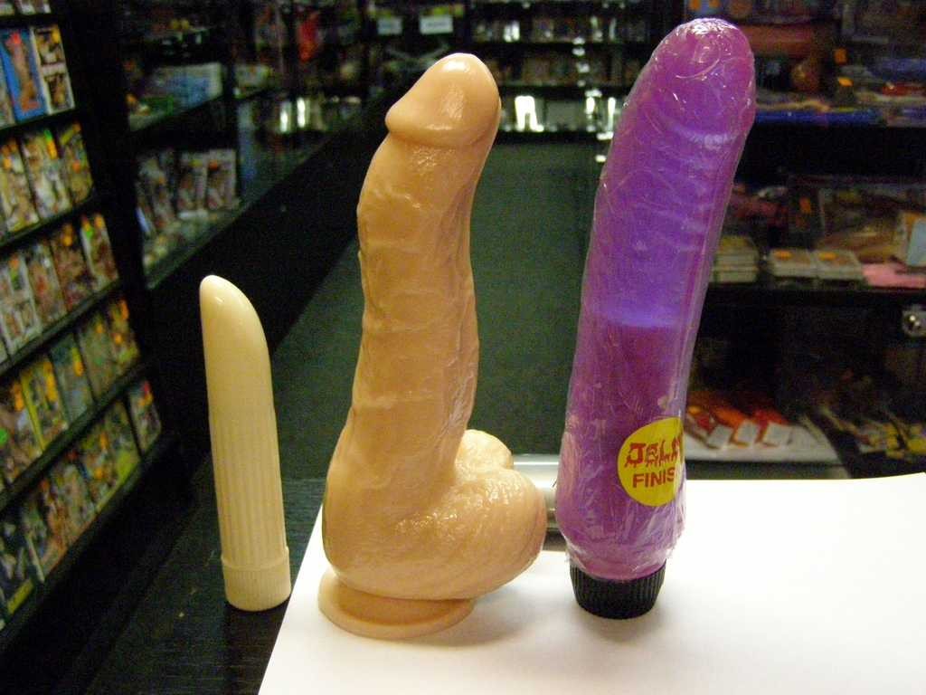 Cyberskin vibrator s vakuumom 21