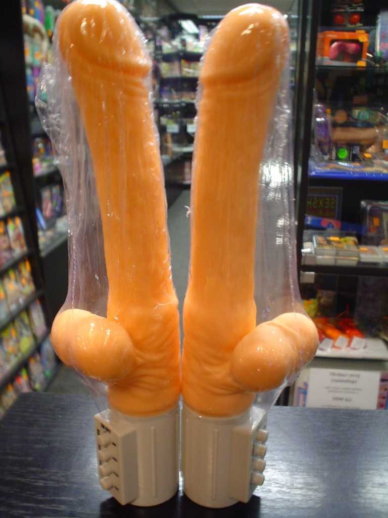 Rotirajući gel vibrator s testisima 26 cm