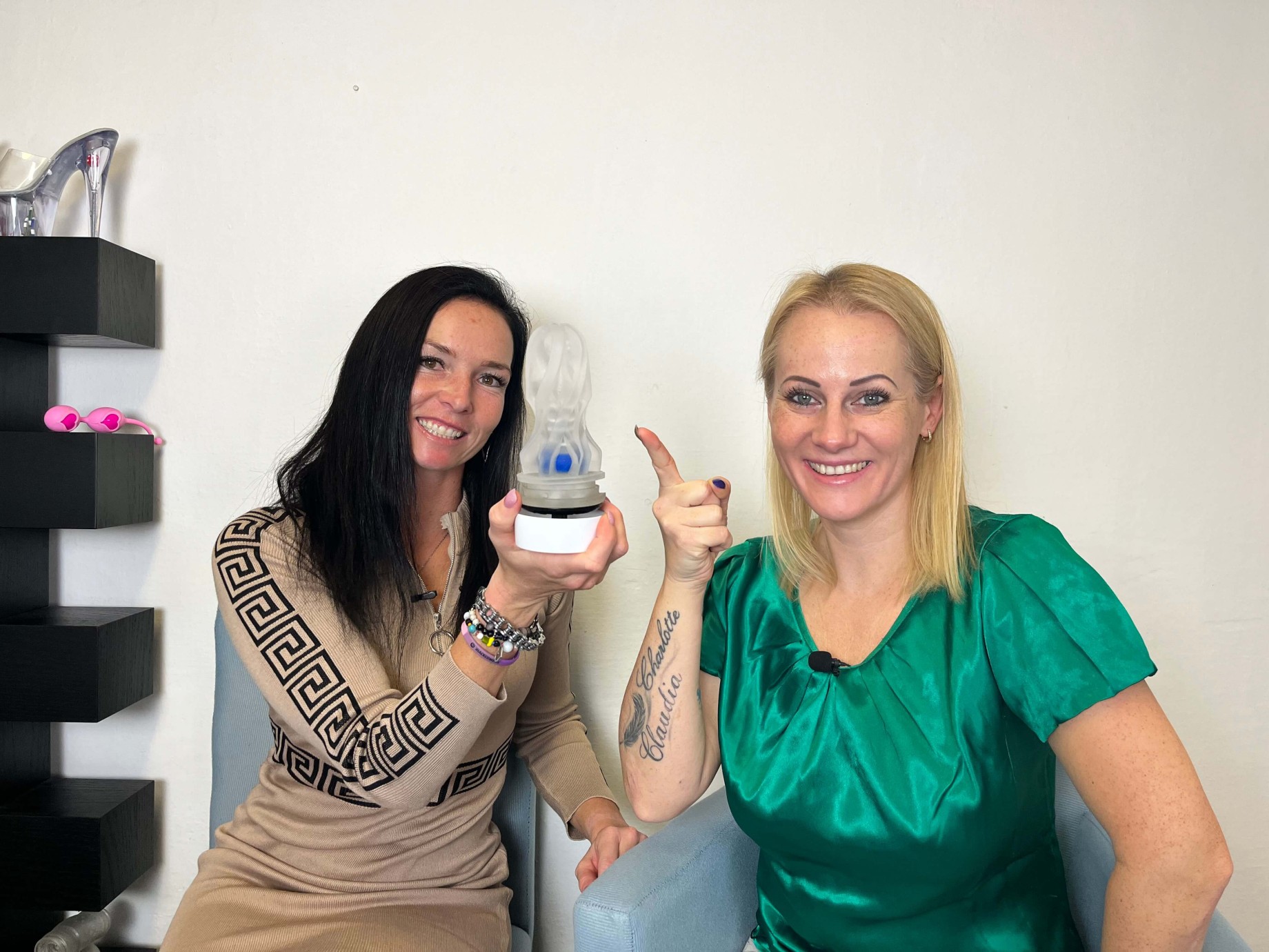 Tenga Aero Cobalt Ring masturbator, Domča i Verča