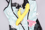Vibrator s klitorisnom projekcijom Bee