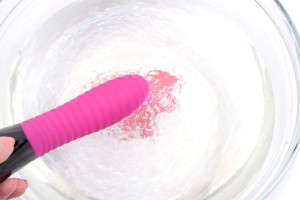 Silikonski vibrator Wavy Vibes II (20,5 cm)