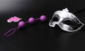 Venus Balls Velvet Trio