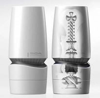 Tenga Aero masturbator sa srebrnim prstenom
