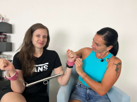 Šipka za istezanje Steel Restraint, Lucka i Domča